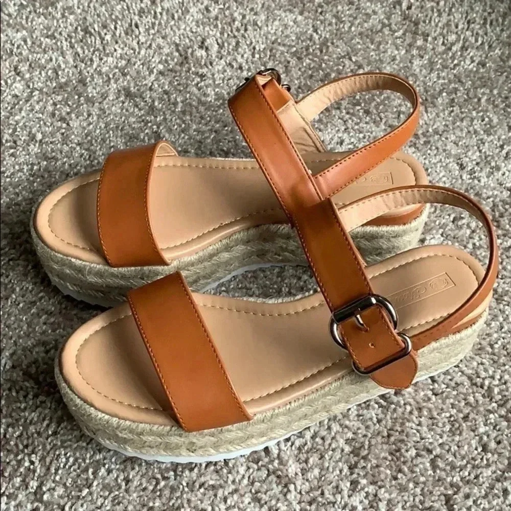 Cognac Brown Wedge Sandals Size 7.5 NEW